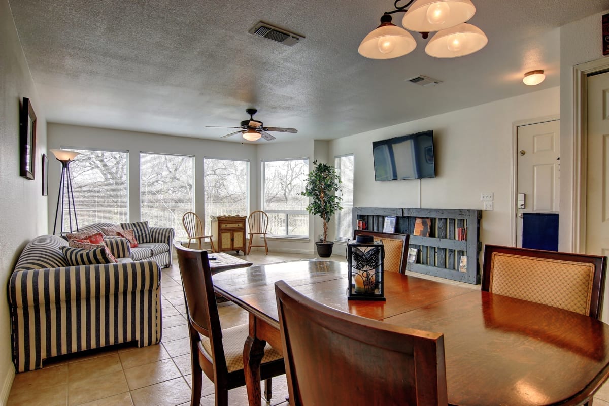 Waterwheel condo living room and dining table.