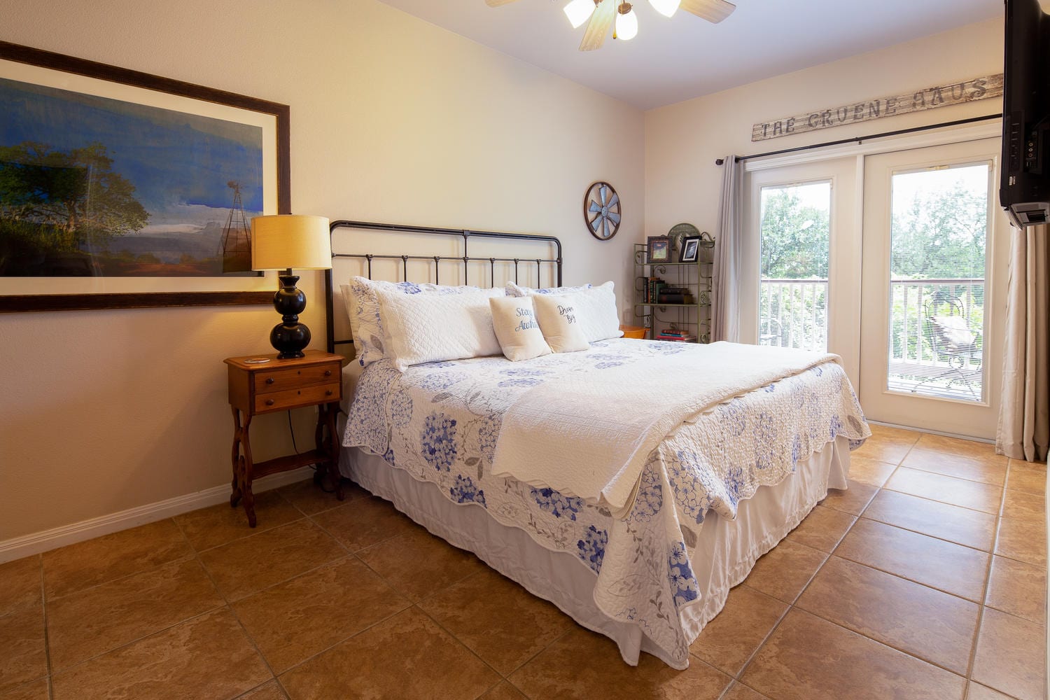 Village at Gruene New Braunfels Rentals New Braunfels Escapes